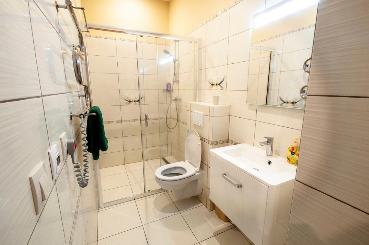 Wonderful Flat On City Center Użhorod Zewnętrze zdjęcie